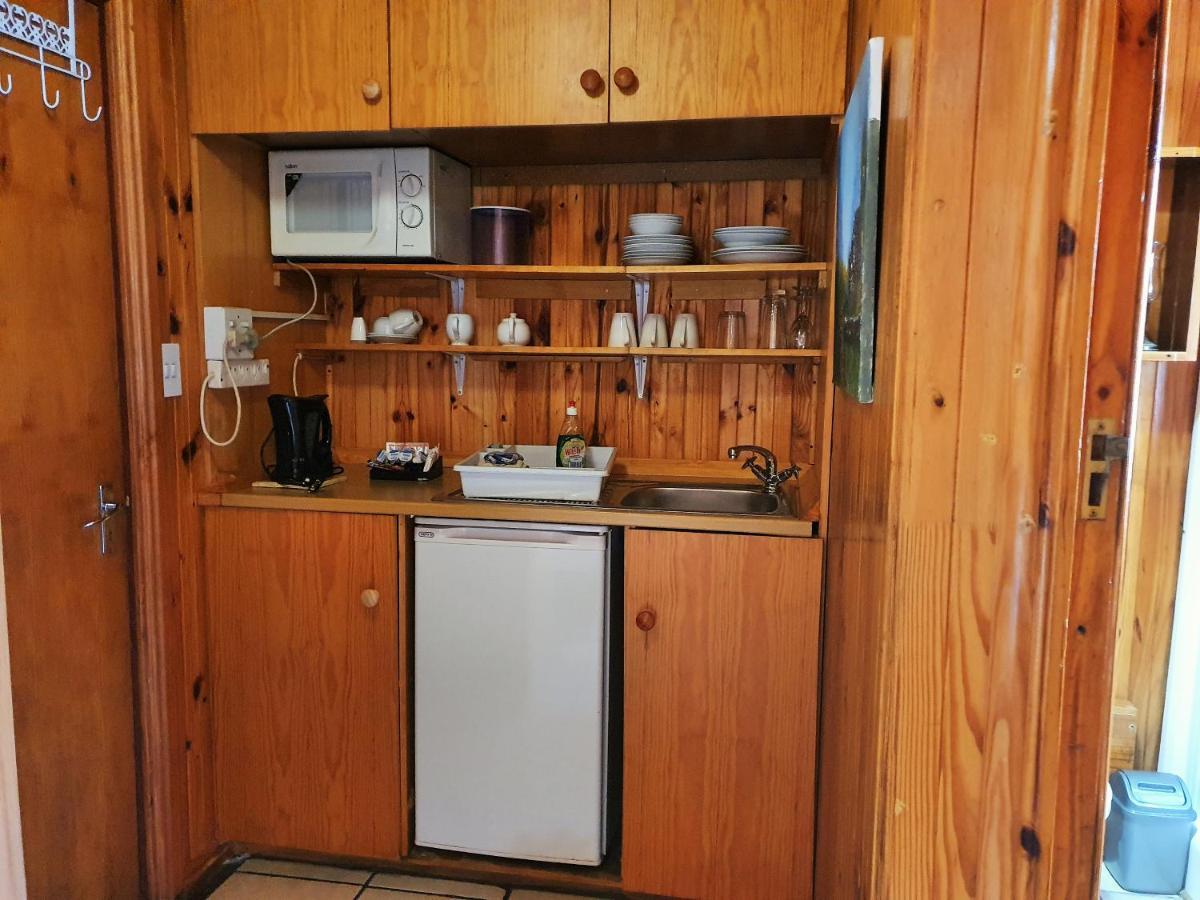 Lakeside Accommodation Knysna Bagian luar foto