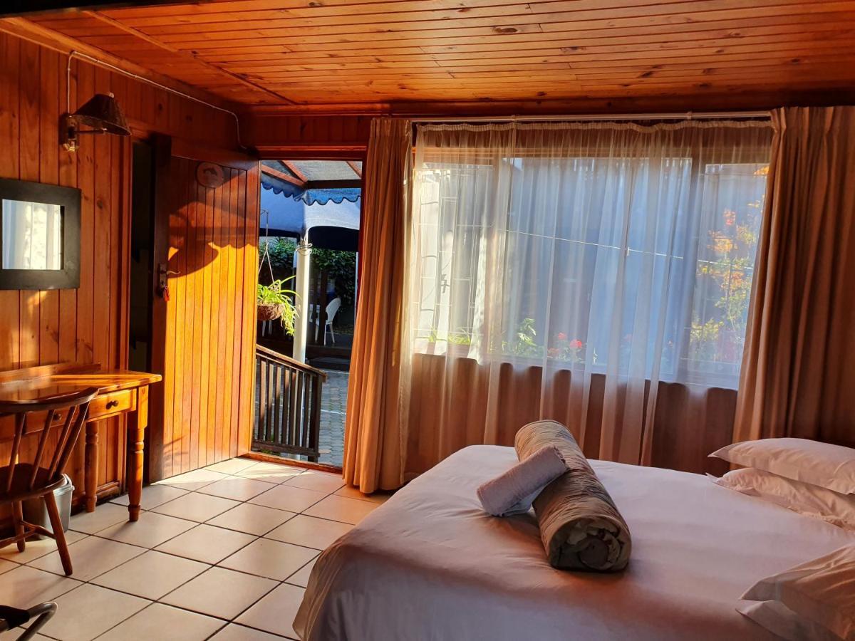 Lakeside Accommodation Knysna Bagian luar foto