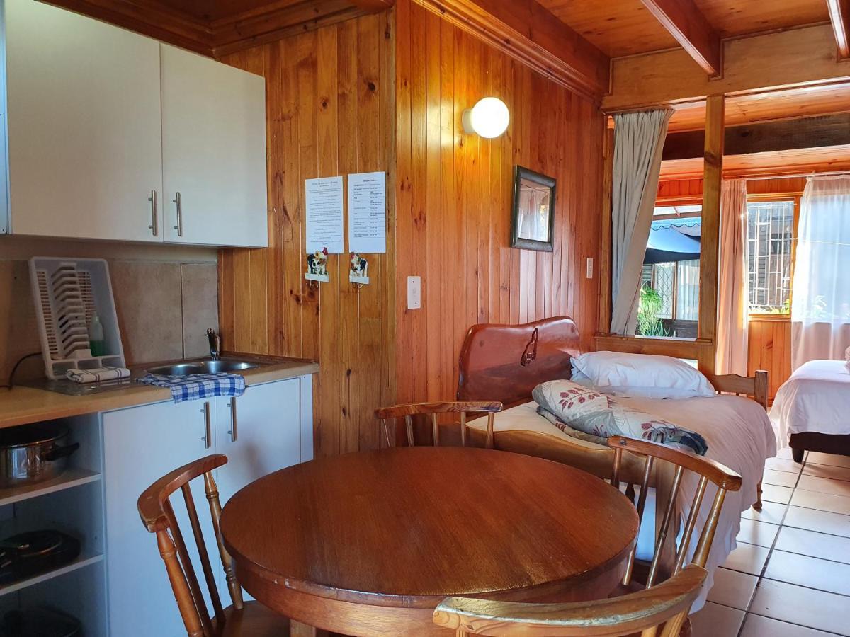 Lakeside Accommodation Knysna Bagian luar foto