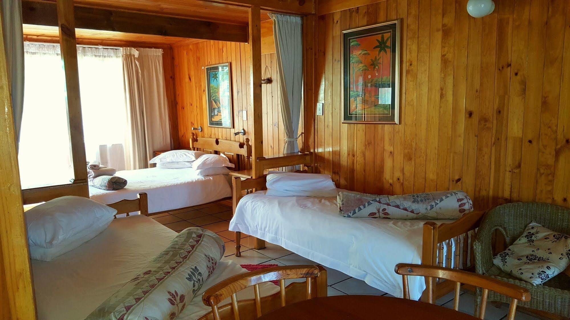 Lakeside Accommodation Knysna Bagian luar foto