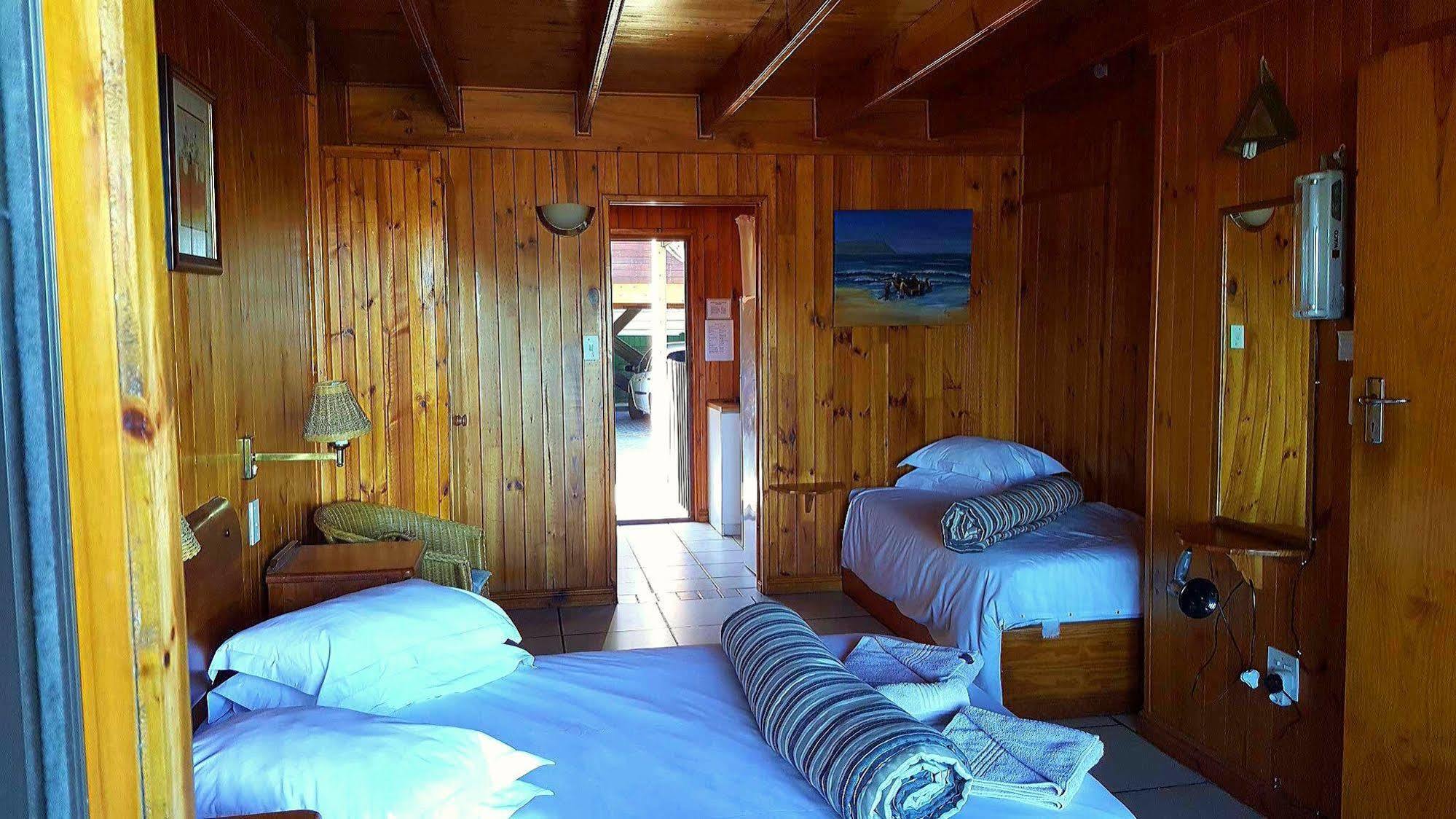 Lakeside Accommodation Knysna Bagian luar foto