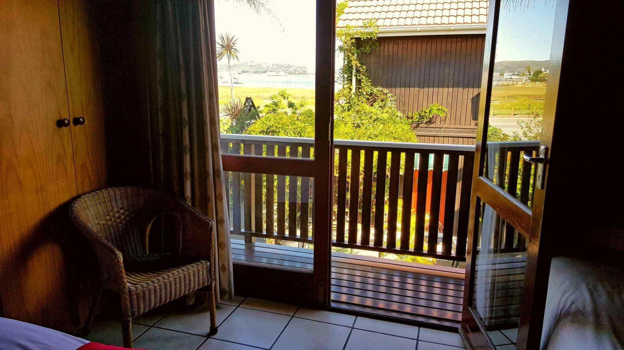Lakeside Accommodation Knysna Bagian luar foto